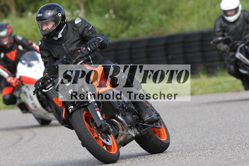 Archiv-2025/10 23.04.2025 Cornu Master School ADR/gruen-vert/30